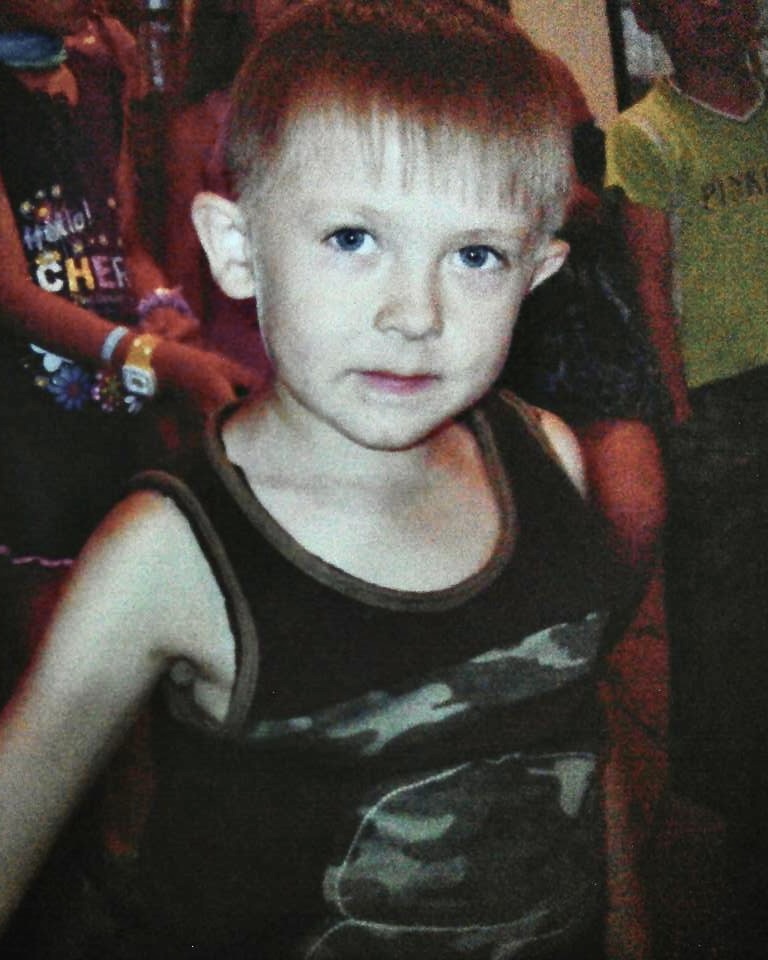 Денис в детстве